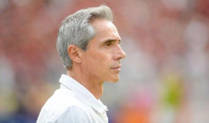 Paulo Sousa manda recado direto a Raphael Claus após Athletico-PR x Flamengo: Meus parabéns