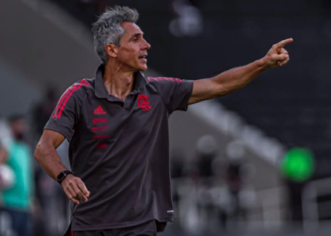 OPINIÃO: Flamengo tem obrigação de vencer e jogar bem contra o Vasco