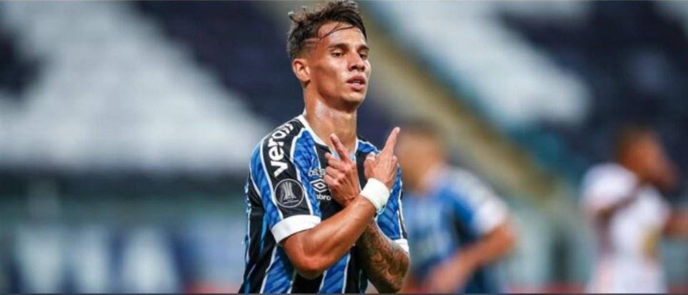 Grêmio descarta troca de Ferreira por outros jogadores sem compensação financeira; Flamengo busca acordo