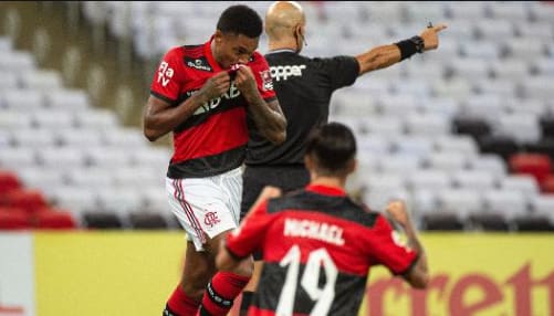 Michael e Vitinho renascem no Flamengo