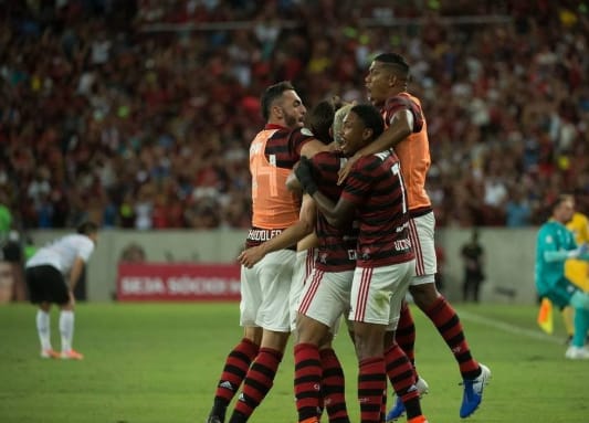 Flamengo escalado! Confira o time que Jorge Jesus mandará a campo contra o Vasco