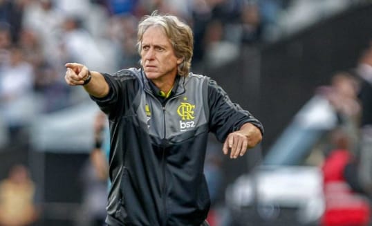 Atacante do Palmeiras diz que Flamengo é time a ser batido e elogia Jorge Jesus