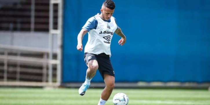 Renato Portaluppi encerra preparação do Grêmio para enfrentar o Juventude com trabalho tático