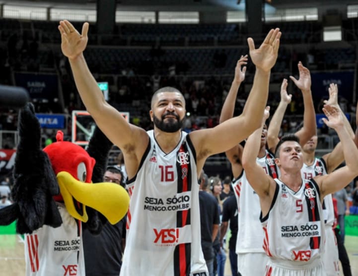 Flamengo vai a Franca para tentar ampliar vantagem na final do NBB