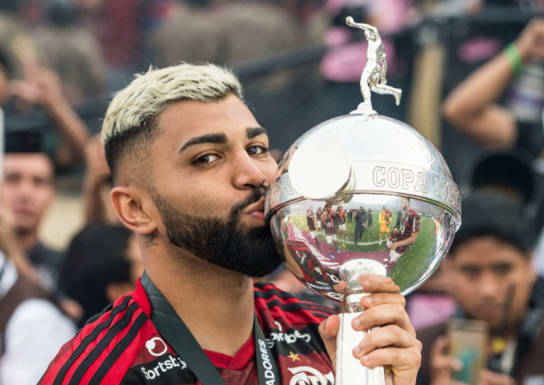 Gabigol é o presente, e talvez futuro; Fred e Jô são o passado, diz jornalista