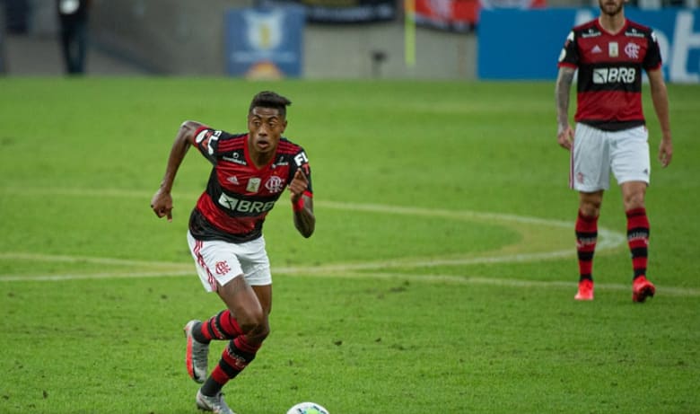 Atacante pede desculpas a Gabigol após derrota do Flamengo: Escolha errada