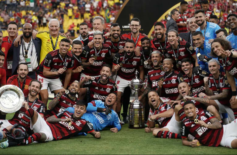 Flamengo retoma trabalhos de olho em 2023 com exames, avaliações e folga para o Réveillon