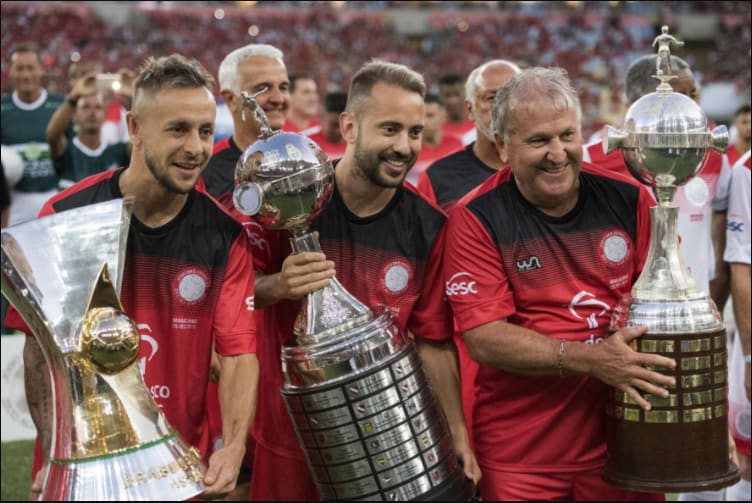 Zico doa renda do Jogo das Estrelas a cinco instituições: Hoje é o dia do nosso propósito maior