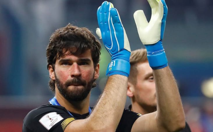 Alisson exalta torcida do Flamengo em Doha: “Parecia que estávamos jogando no Maracanã”