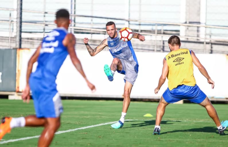 Grêmio deve ter ataque ideal com Luan e André pela 1ª vez contra o Atlético-PR