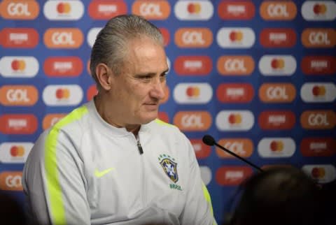 OFF:Tite se irrita e pode deixar Seleção após Copa América