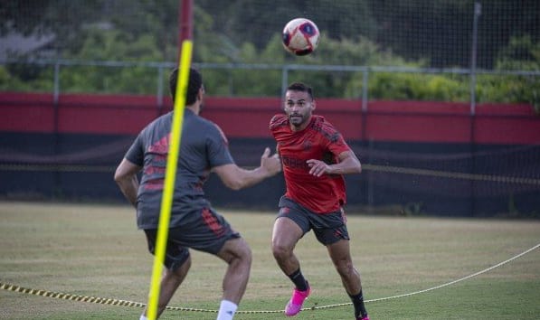 Recuperação de Thiago Maia no Flamengo supera expectativas