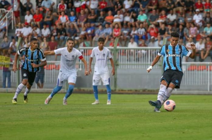 Grêmio renova contrato de destaque da Copa São Paulo