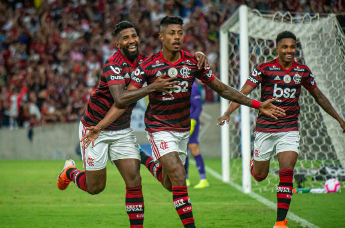 No Maracanã, Flamengo e Grêmio decidem vaga na final da Libertadores