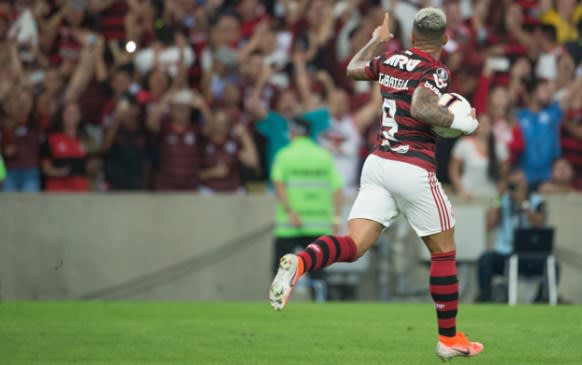 Goleador do Flamengo em 2019, Gabigol comemora ‘gol da semana’ na Libertadores