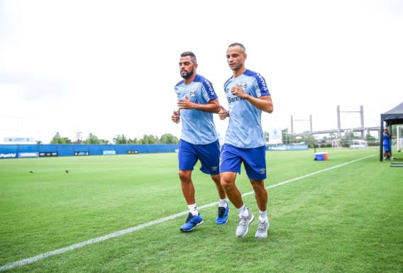 Grêmio faz testes e treinos físicos em dois turnos com grupo dividido