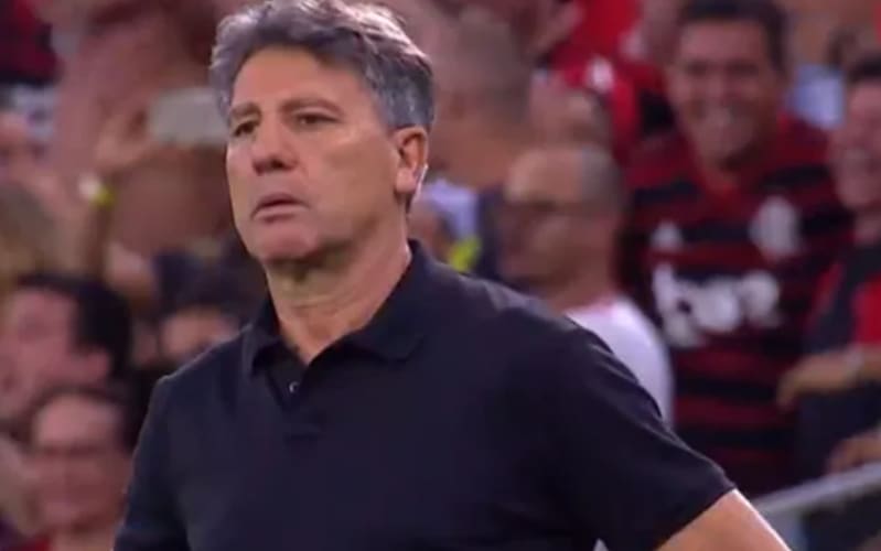 Renato Gáucho se irrita com pergunta sobre Jorge Jesus: “Ele tem uma seleção e R 200 milhões para gastar”