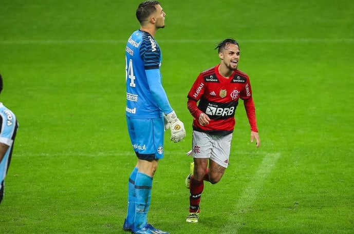 Jornais locais festejam vantagem do Flamengo sobre o Grêmio e volta do público ao Maracanã