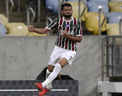 Cruzeiro e Fluminense acertam troca definitiva de Bruno Silva por Jadson