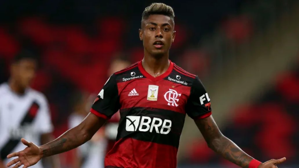 Bruno Henrique celebra mais uma conquista no Flamengo e publica indireta em redes sociais