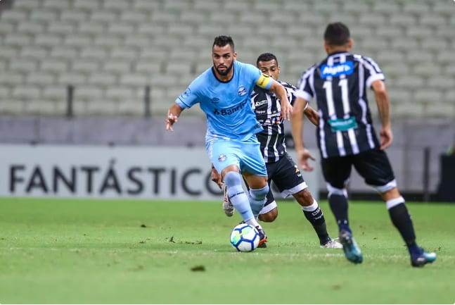 Guiado por Maicon, Grêmio é o time com o melhor número de passes no Brasileirão