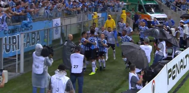 Confira os melhores momentos de Grêmio 1 x 0 Internacional