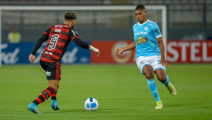 Flamengo x S. Cristal: onde assistir, horário, escalações e arbitragem