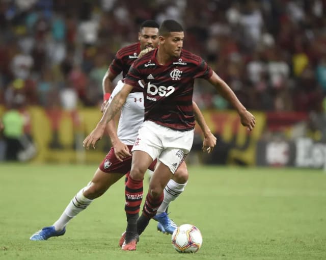 Vinicius Souza é trunfo do Flamengo por R 10 milhões no caixa até o fim de julho