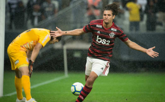 Com gol de Arão, Flamengo foi a última equipe a balançar as redes do Corinthians em Itaquera