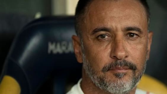 A resposta de Vítor Pereira após ter nome gritado pela torcida do Fluminense