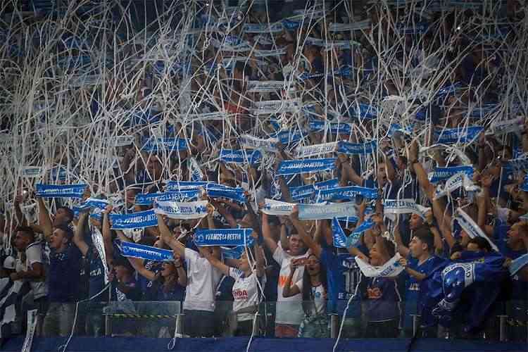 Vai encher! Sócios do Cruzeiro esgotam ingressos para final contra o Corinthians