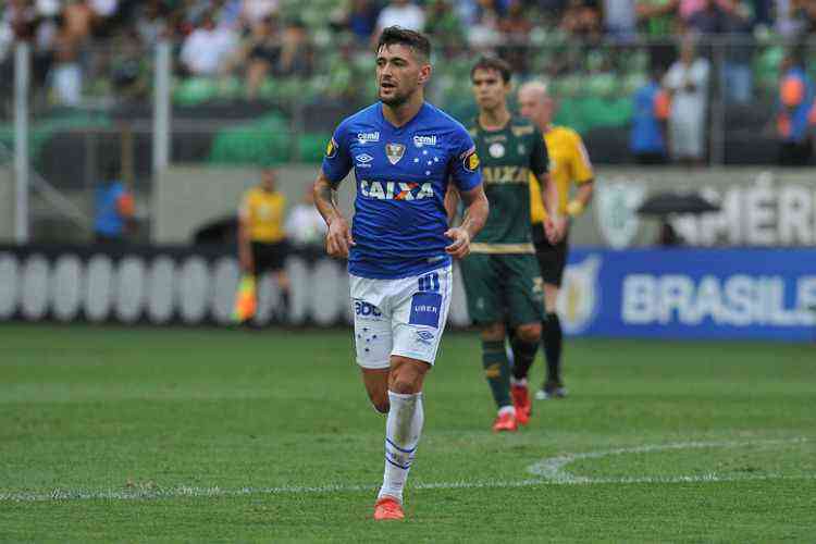 Arrascaeta marca pela 50ª vez pelo Cruzeiro e já tem melhor temporada em número de gols no clube