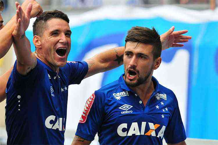 Thiago Neves torce por presença de Arrascaeta na Argentina, mas cita opções para o ataque do Cruzeiro