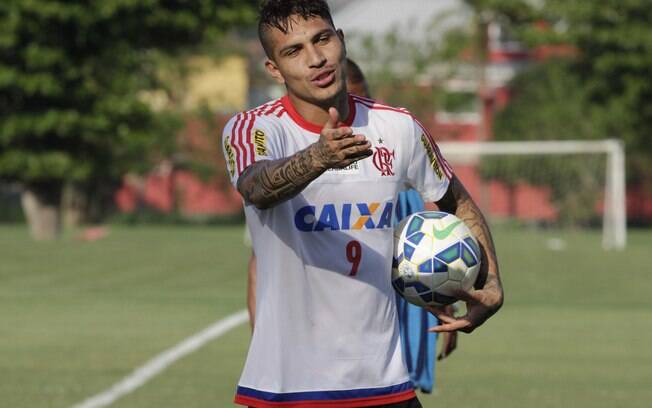 Flamengo recusa proposta de equipe dos Emirados Árabes por Guerrero