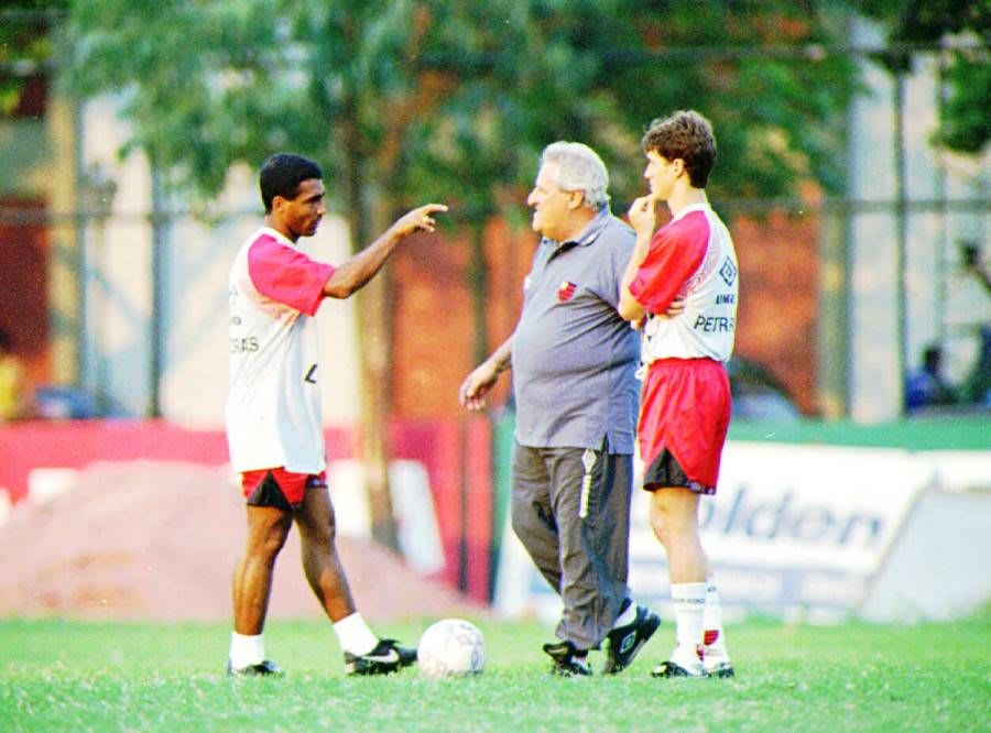 Sávio diz que faltou união no Flamengo de 95