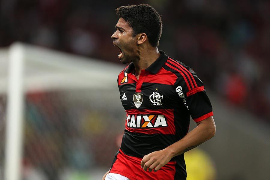 Eduardo da Silva reforça o ataque do Flamengo