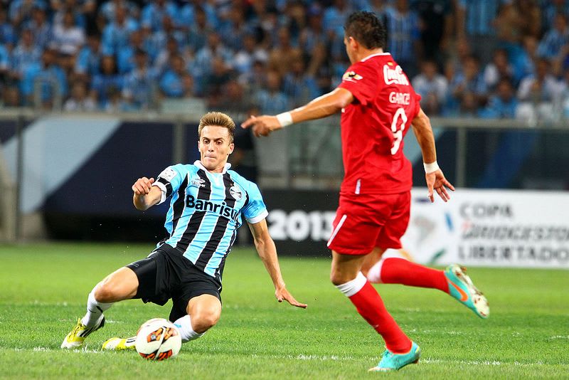 Zagueiro Bressan renova com Grêmio, mas será emprestado ao Flamengo