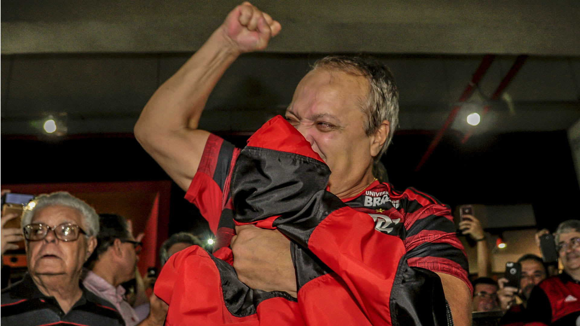 Gabigol já é ídolo do Flamengo, sim: a palavra de Leandro, eterno lateral rubro-negro