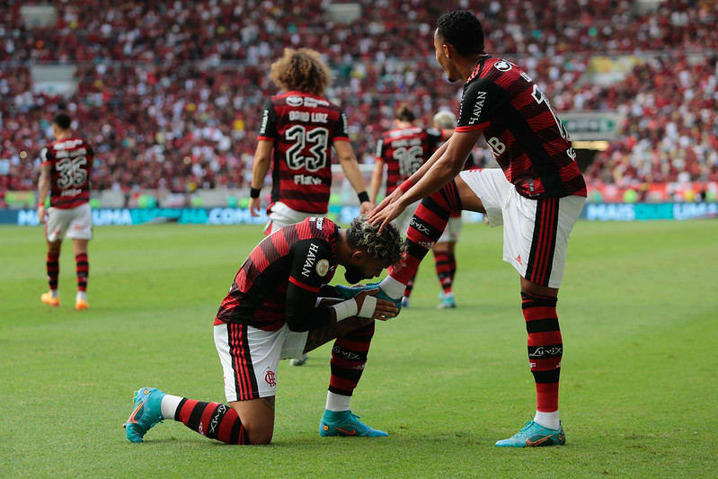 Melhores momentos: Flamengo 3x1 São Paulo | 2º rodada do Brasileirão 2022