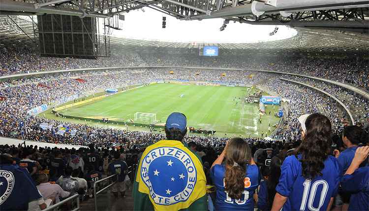 Cruzeiro planeja lançamento de nova modalidade de sócio para suprir demanda de fora de BH