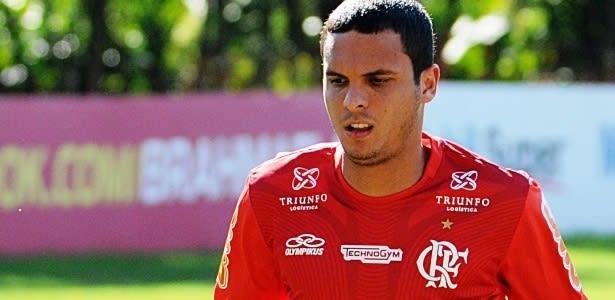 Ramon revela conversa com Jorginho e diz ter aprendido com banco no Fla