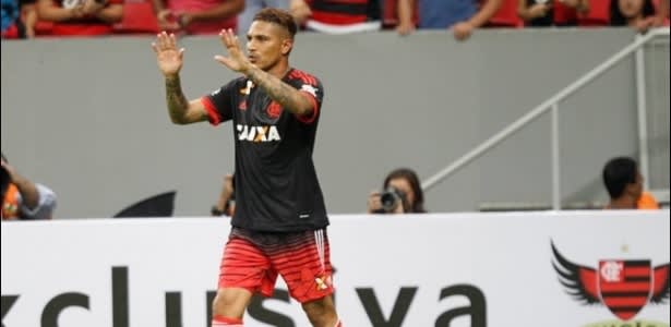 Flamengo faz promoção exclusiva aos sócios na compra de camisa