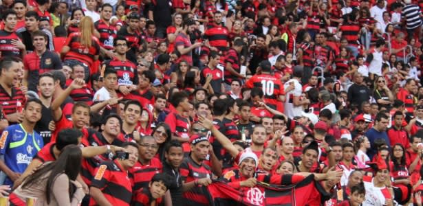 Flamengo lidera adesões de sócios torcedores após acordo com Maracanã