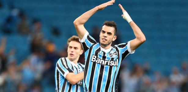 Grêmio já procura substituto de Rhodolfo. E tem que correr contra o tempo