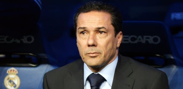 Vanderlei Luxemburgo contém empolgação após duas vitórias em retorno ao Cruzeiro