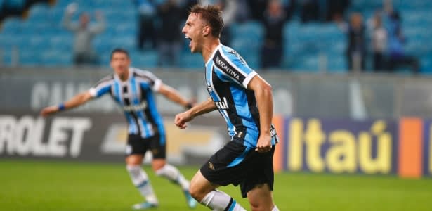 Ex-Grêmio tenta quebrar preconceito no Uruguai e não pensa em voltar