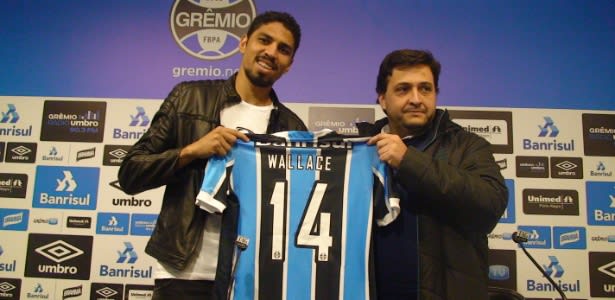 Em alta no Grêmio, Wallace revê Flamengo após relação tumultuada