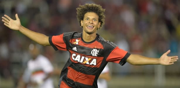 Arão vê pontos positivos no Flamengo: Tivemos coisas boas