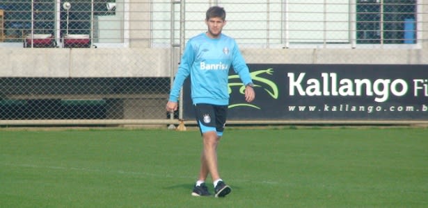 Treino do Grêmio tem atenção a problema crônico e primeiro dia de gringo1