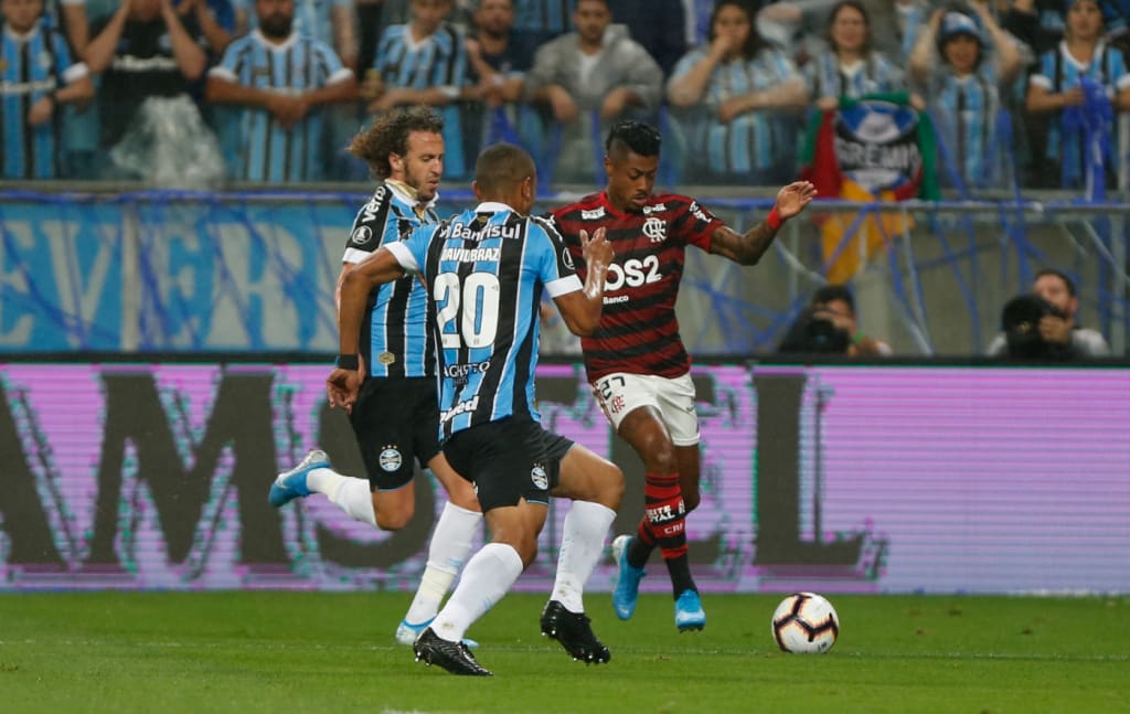 Funcionário é demitido por patrocinadora após debochar do gol do Flamengo